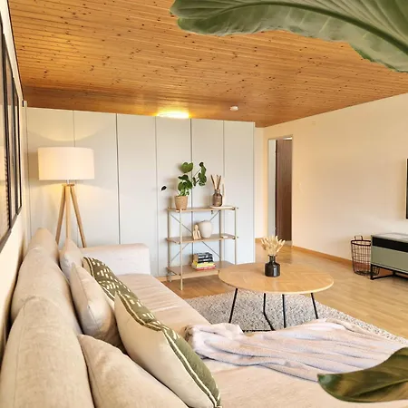 Lakeview-apartment - Komplette Mit Seeblick An Ruhiger Lage *