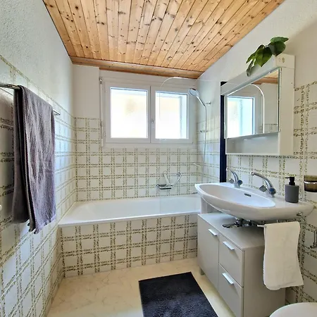 Lakeview-apartment - Komplette Mit Seeblick An Ruhiger Lage *