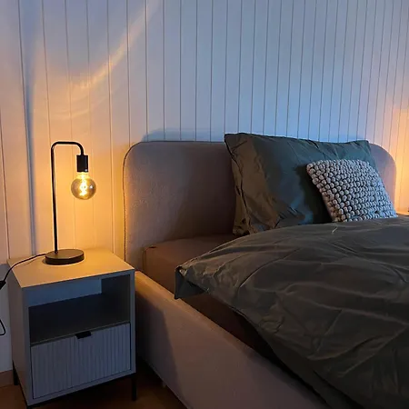 Lakeview-apartment - Komplette Mit Seeblick An Ruhiger Lage * Weesen