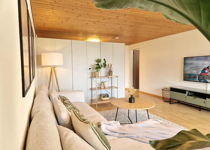 Lakeview-apartment - Komplette Mit Seeblick An Ruhiger Lage *